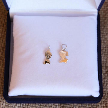 Imagen de Dije Niña plata y oro