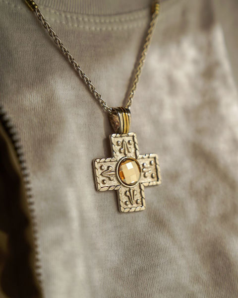 Imagen de Cruz Ámbar